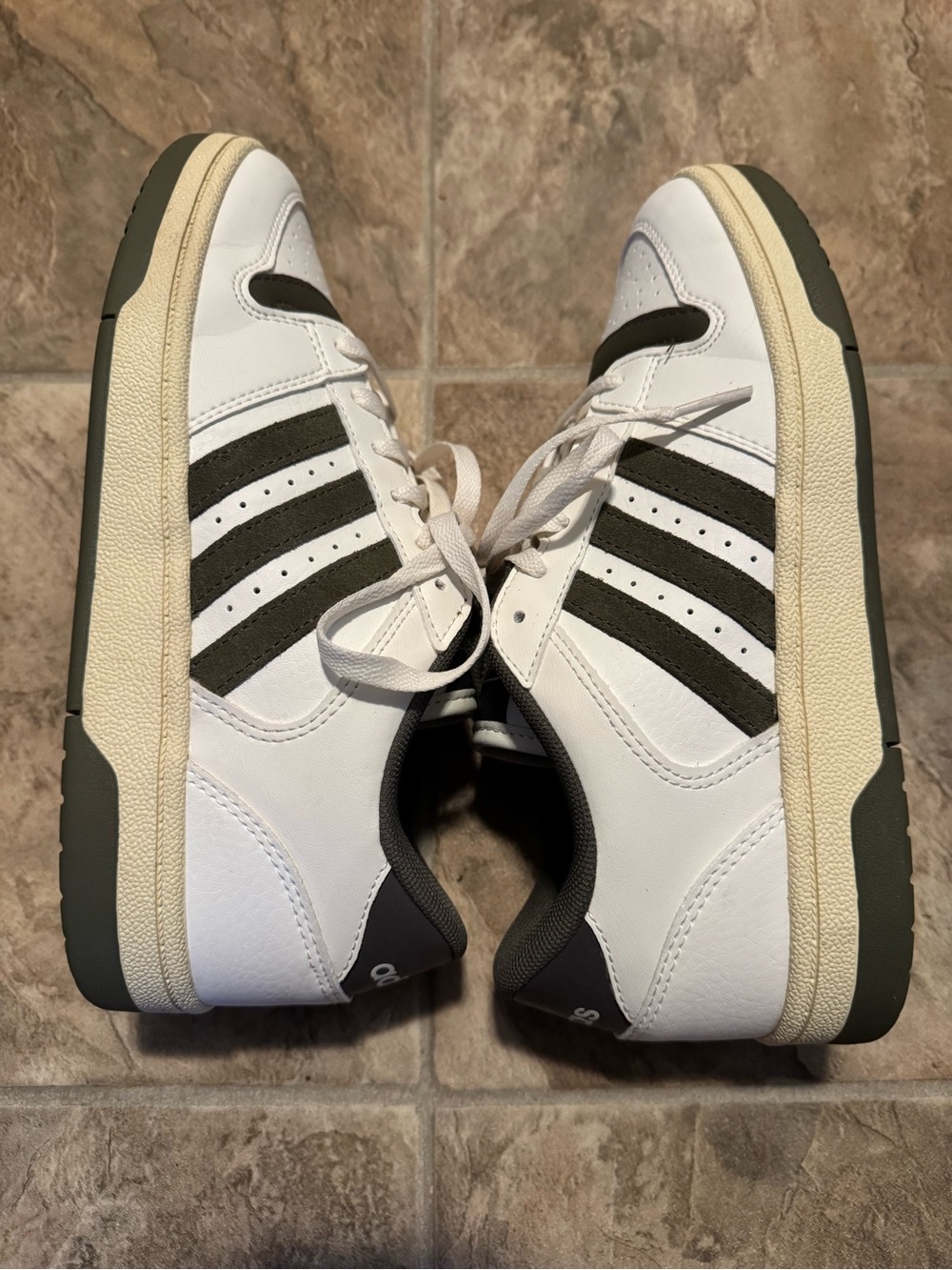 adidas White and Green Low-Top Sneakers with Cream Accents - Picture 6 of 8